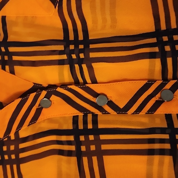 2b bebe 3/4 Button Up - Picture 3 of 3